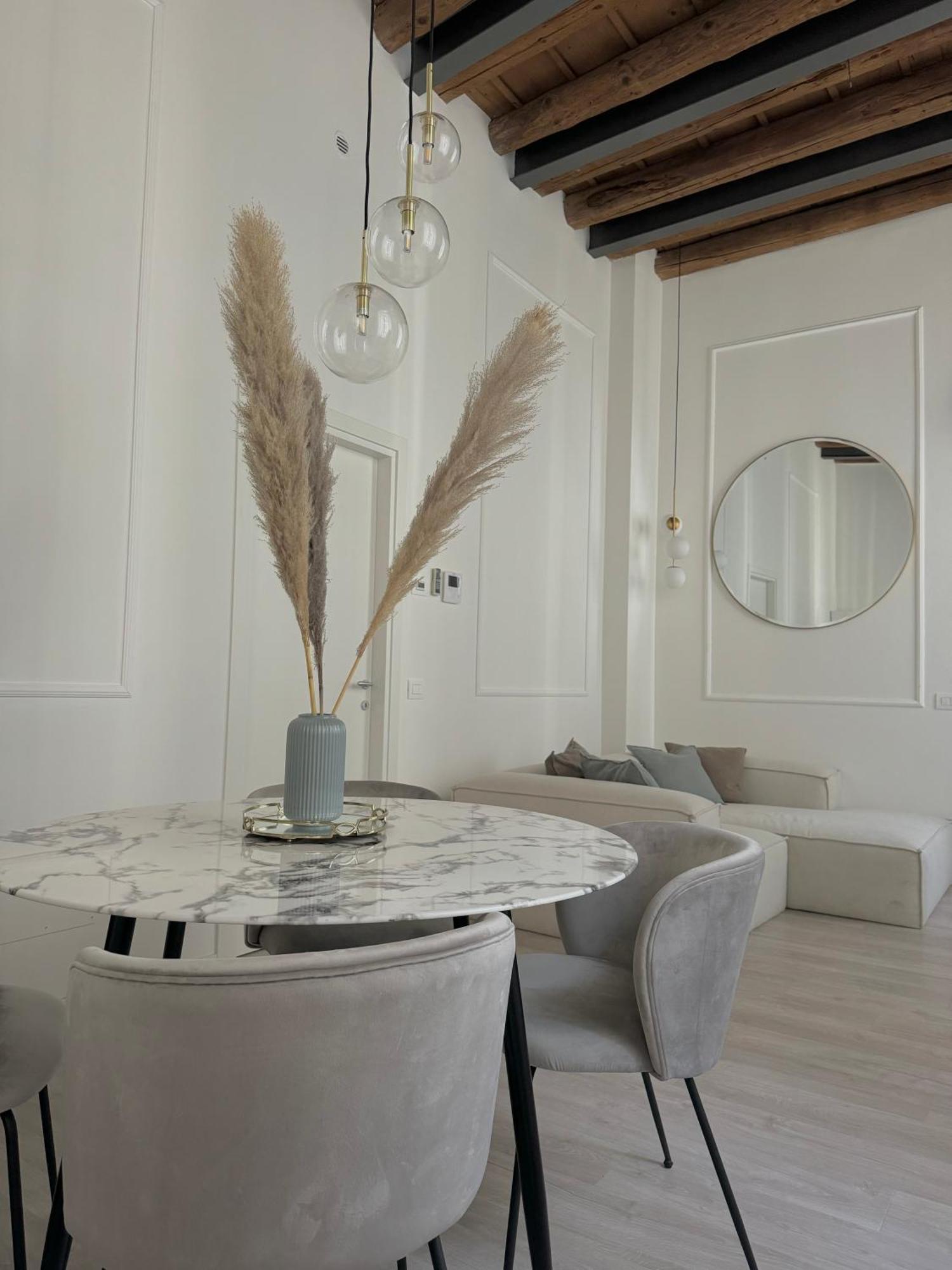 Dimora Manin Apartment Verona Bagian luar foto